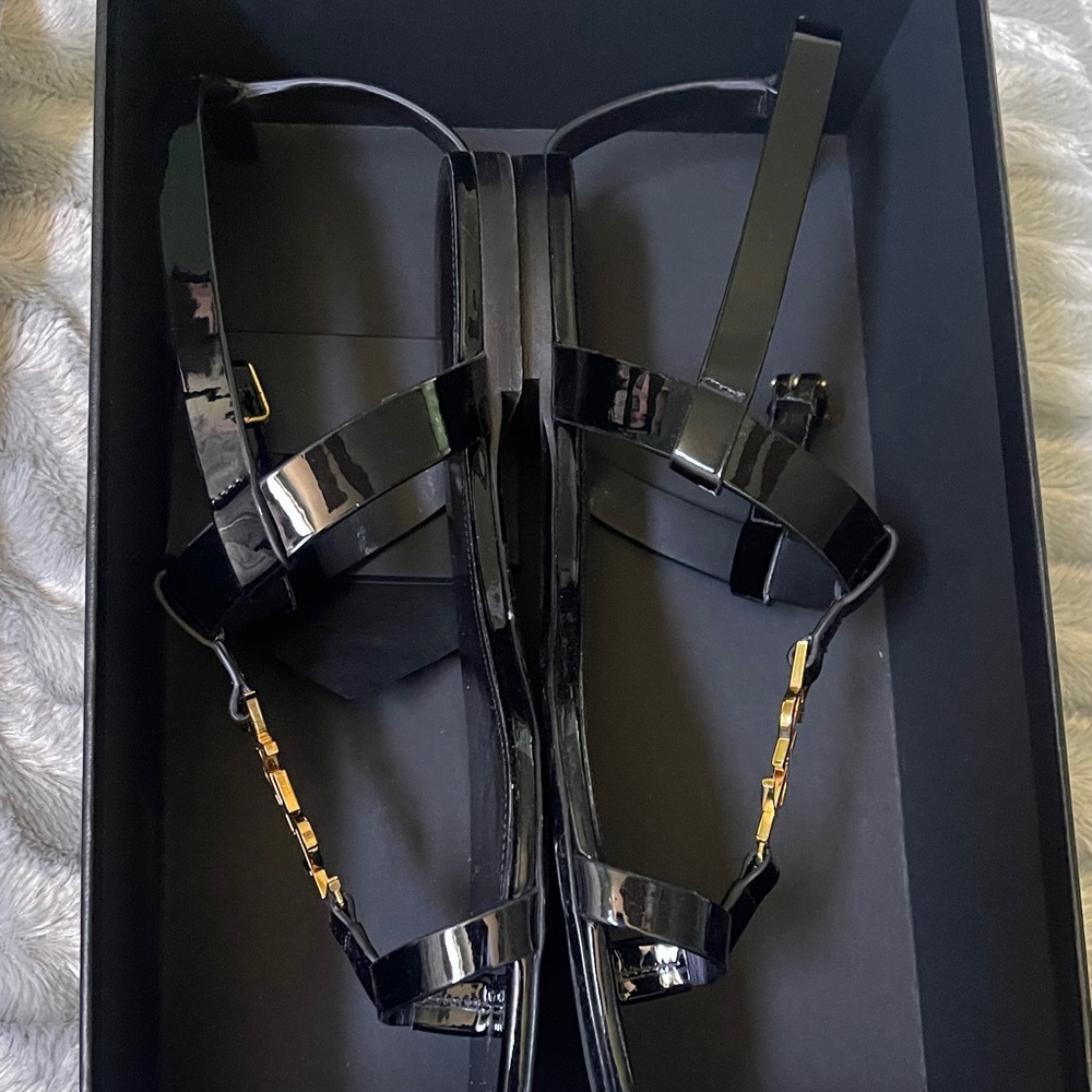 YSL Yves Saint Laurent Paris flat Cassandra - Picture 3 of 9
